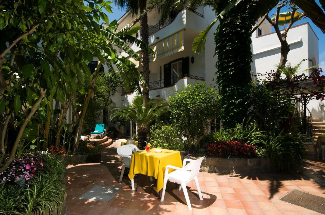 Hotel Villa Angelica Lacco Ameno  Exterior photo