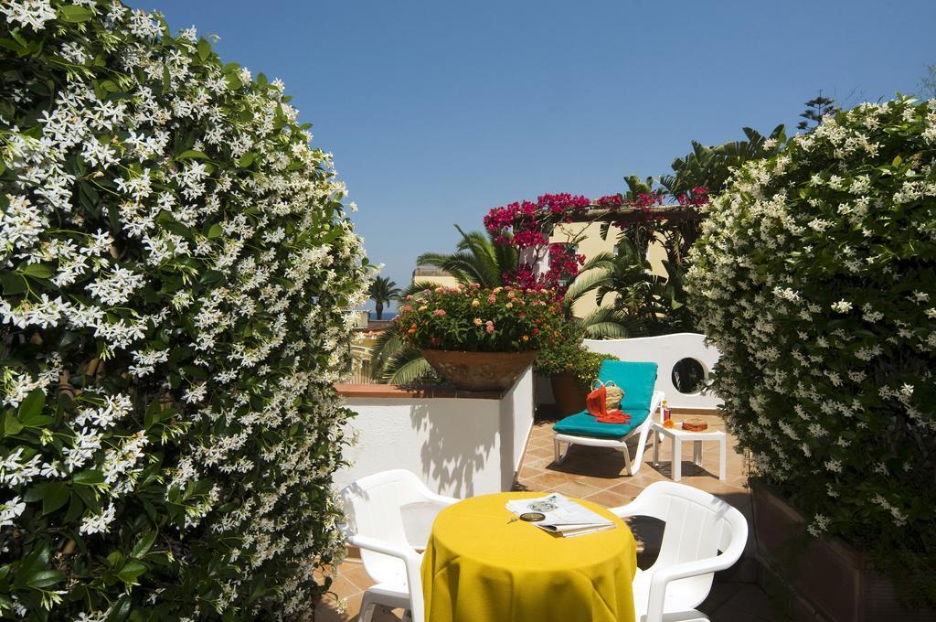Hotel Villa Angelica Lacco Ameno  Exterior photo
